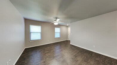 4314 Stonehaven Dr in Del City, OK - Foto de edificio - Building Photo