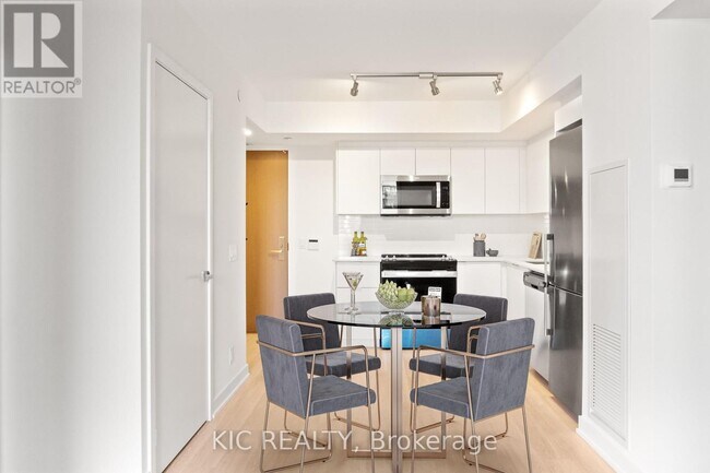 30-630 Tretti Wy in Toronto, ON - Building Photo - Building Photo