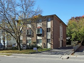 132 Ash St Apartments