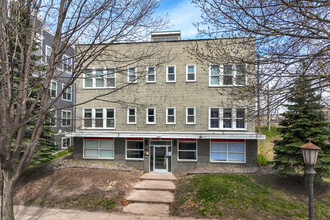 1605 Marshall in St. Paul, MN - Foto de edificio - Building Photo
