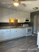 1624 10th Ave in Newport, MN - Building Photo