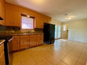 6333 Alameda Dr in Shreveport, LA - Building Photo - Building Photo