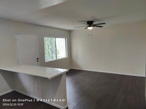 2520 Malabar St, Unit #4 in Los Angeles, CA - Building Photo - Building Photo