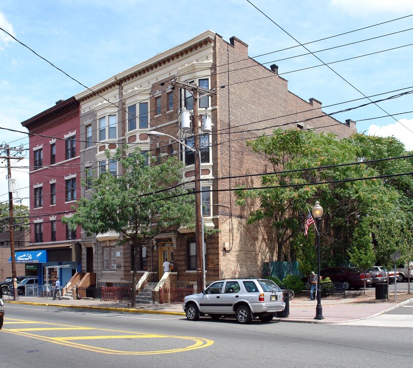 4108 Park Ave in Weehawken, NJ - Foto de edificio