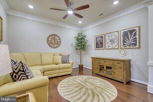 20580 Hope Spring Terrace, Unit 101 in Ashburn, VA - Building Photo