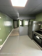 258 Main St in Dupont, PA - Building Photo - Building Photo