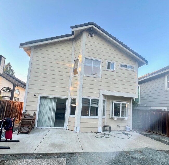 property at 479 Tioga Ct