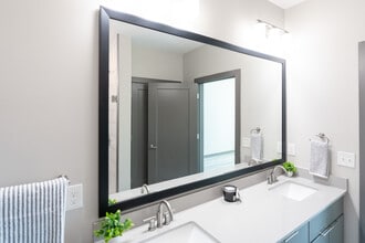 Brightleaf on Main in Durham, NC - Building Photo - Interior Photo