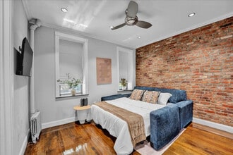 340 E 18th St in New York, NY - Building Photo - Building Photo