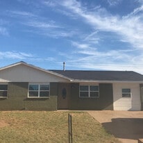 4516 Marshall St in Lubbock, TX - Building Photo