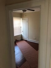 7725 S East End Ave, Unit 2nd floor in Chicago, IL - Building Photo - Building Photo