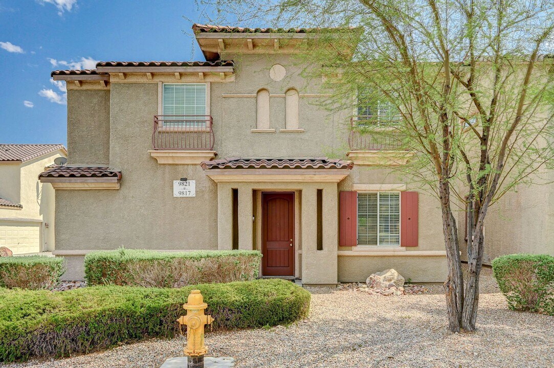 9821 W Hanover Grove Ave in Las Vegas, NV - Building Photo