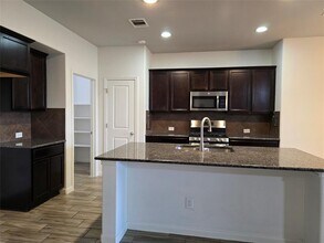 6717 Brindisi Pl in Round Rock, TX - Building Photo - Building Photo