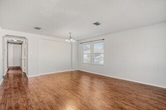 24719 Coral Gables in San Antonio, TX - Building Photo - Building Photo