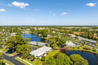 Bridgeview Condos in Delray Beach, FL - Building Photo - Building Photo