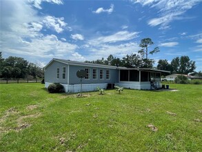 8310 SW 137th Ave in Archer, FL - Building Photo - Building Photo