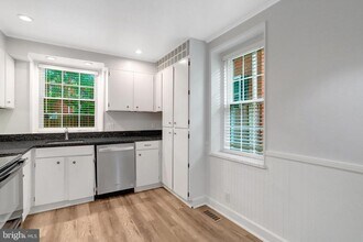 3004 S Columbus St in Arlington, VA - Foto de edificio - Building Photo