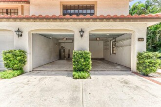 7829 La Mirada Dr in Boca Raton, FL - Building Photo - Building Photo