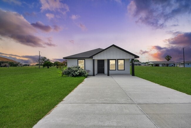 property at 688 Swallow Dr