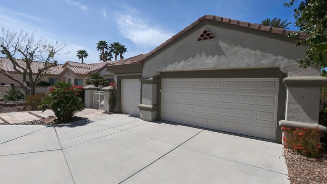 34743 Blake Dr in Palm Desert, CA - Building Photo - Building Photo