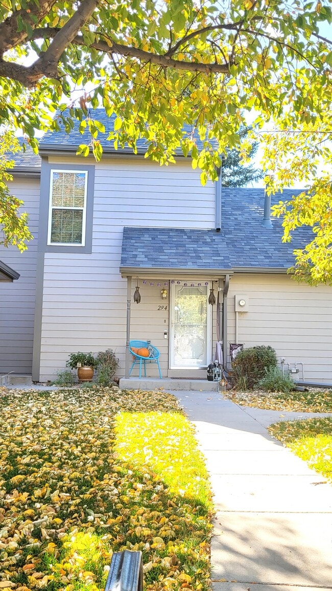 property at 294 Cobblestone Dr