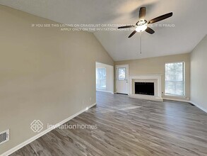 4791 Brasac Dr in Stone Mountain, GA - Foto de edificio - Building Photo