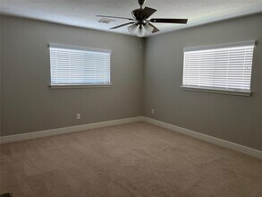 19106 Spruce Bough Ln in Humble, TX - Building Photo - Building Photo