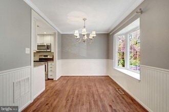 10355 Granite Creek Ln in Oakton, VA - Building Photo - Building Photo