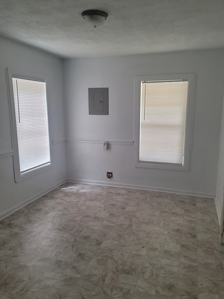 506 E Spring St Rentals in Dothan, AL