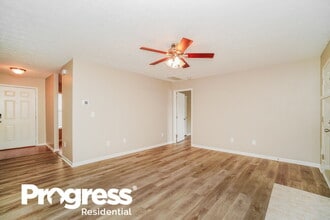 534 Dover Pond Dr in Blacklick, OH - Building Photo - Building Photo