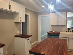 1606 Crestview Ave in Columbia, SC - Building Photo - Building Photo