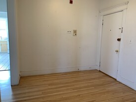 5 Spofford Rd, Unit 5 in Boston, MA - Building Photo - Building Photo