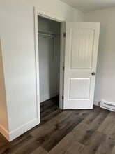 72 Oak Grove St in Veazie, ME - Building Photo - Building Photo