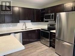 330 Marlee Ave in Toronto, ON - Building Photo - Building Photo