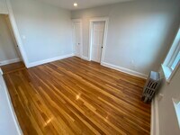 324 Chestnut Hill Ave photo'