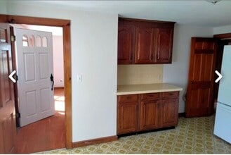 1028 Washington St, Unit #1 in Weymouth, MA - Foto de edificio - Building Photo
