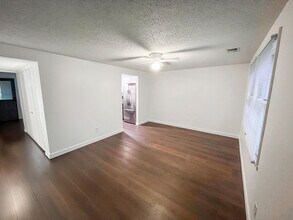 9470 Tracey Lynne Cir in Glen Allen, VA - Building Photo - Building Photo