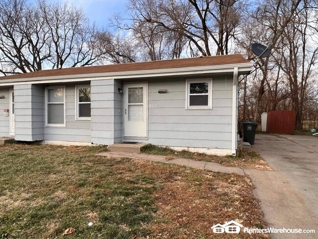 property at 802 Hartford Ave