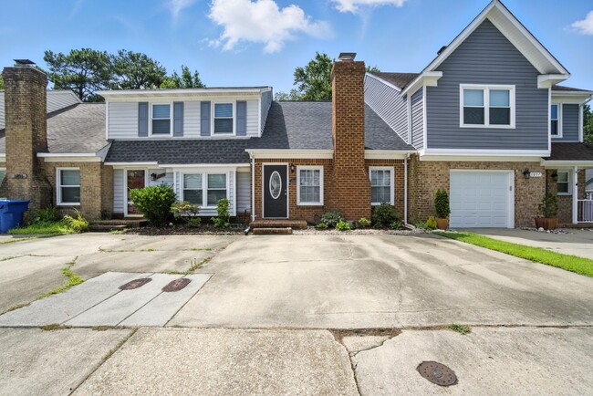1895 Wildwood Dr