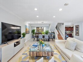 9001 SW 94th St in Miami, FL - Building Photo