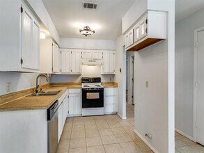 980 Meadow Cir S in Keller, TX - Building Photo - Building Photo