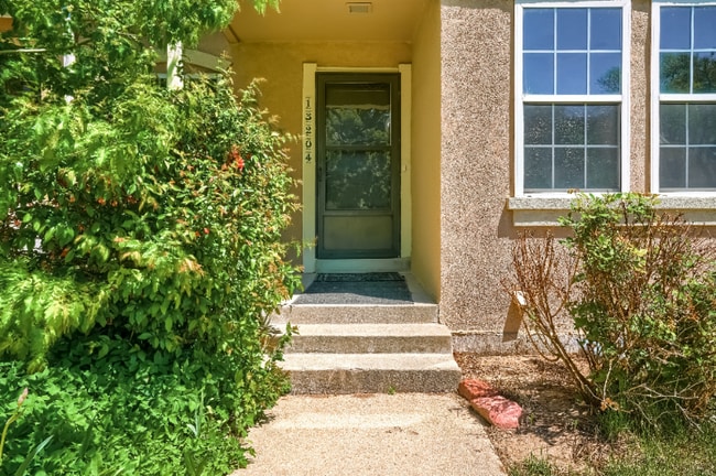 property at 13204 E Linvale Pl