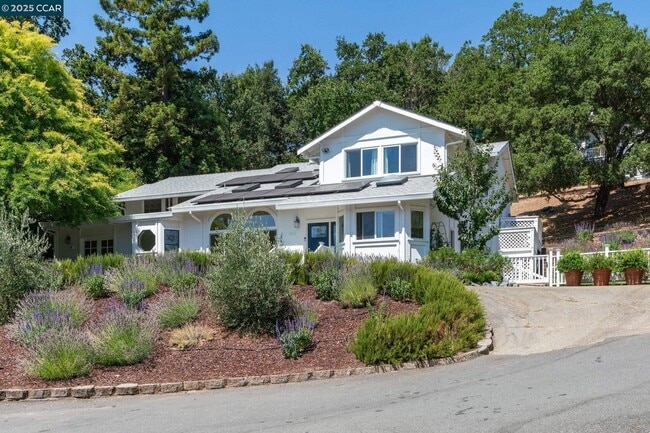 property at 3555 Old Mountain View Dr