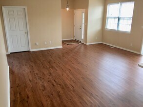 1207 Primrose Ln in Schererville, IN - Building Photo - Building Photo