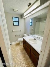 2664 Sunrise Village Dr in Orange Park, FL - Building Photo - Building Photo