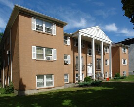 Allison Apartments in Deerfield, NY - Building Photo - Building Photo