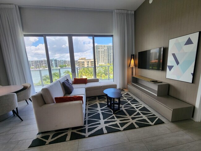 2721 Hallandale Beach Blvd