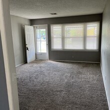 4547 E Young Ct in Tulsa, OK - Building Photo - Building Photo