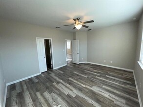 220 McFarland St in Georgetown, TX - Building Photo - Building Photo