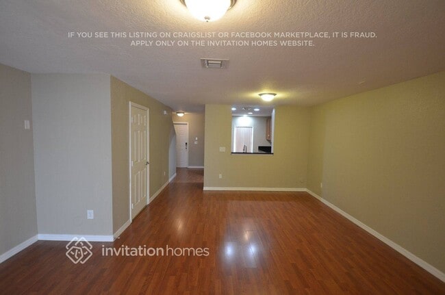 5958 London Ln in Tamarac, FL - Building Photo - Building Photo